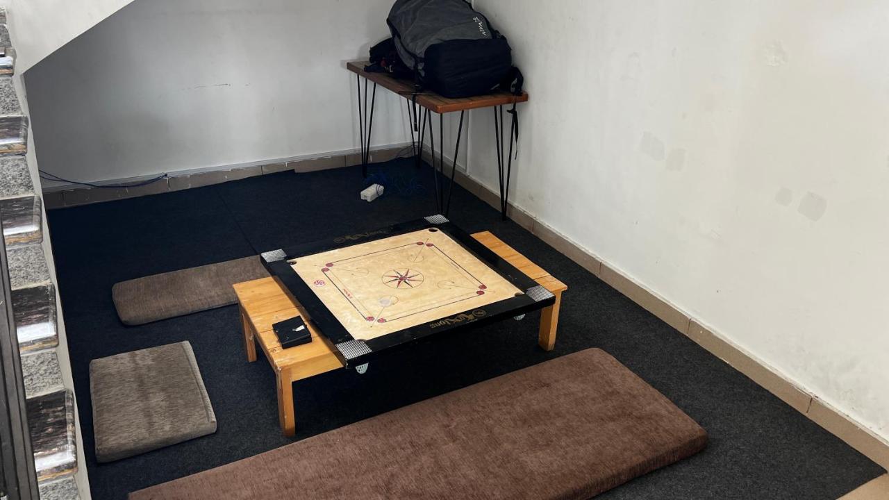 Bīr Flyscapeホステル エクステリア 写真